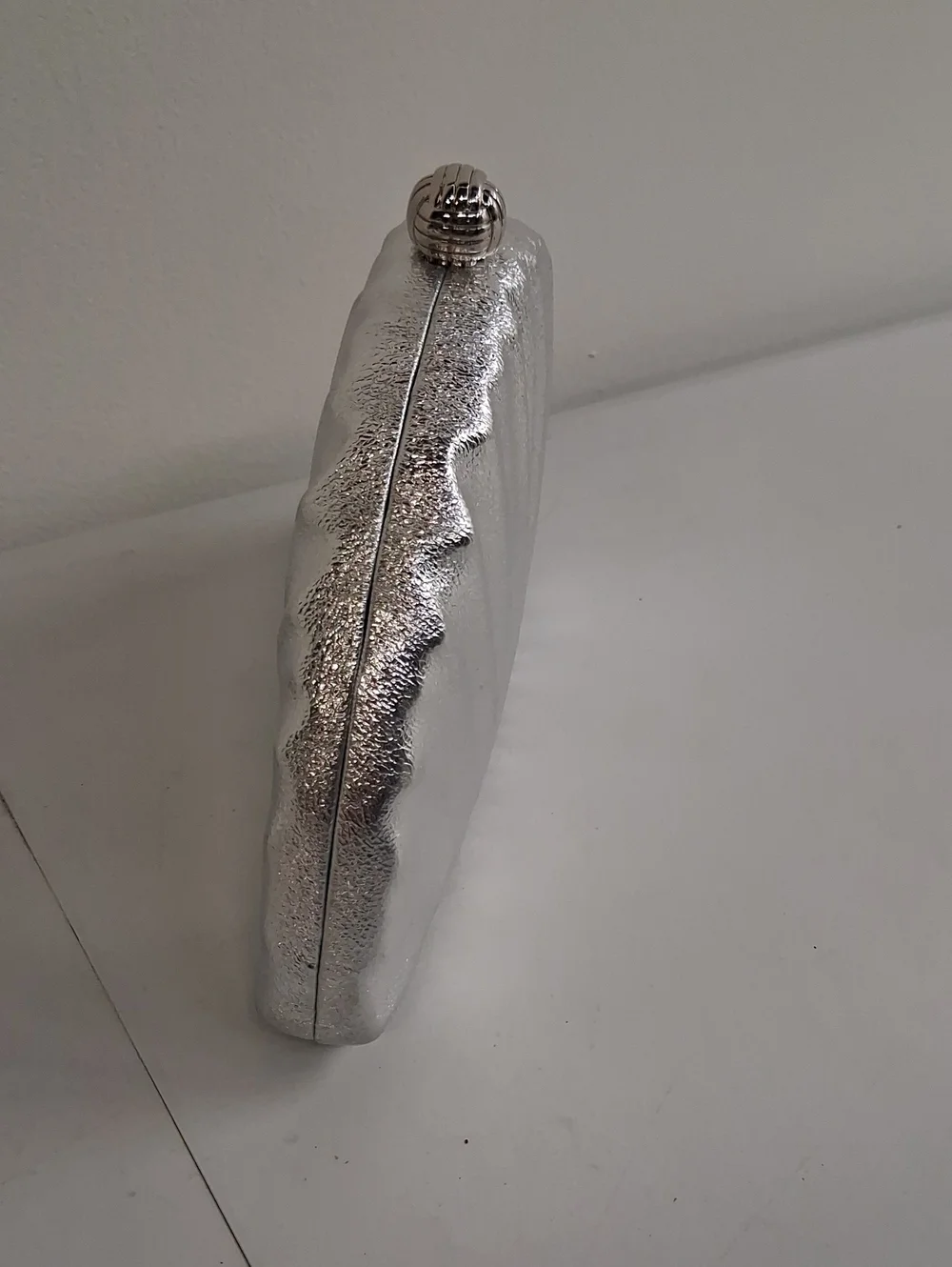 NWT Womens Silver Metallic Shell-Texture Evening Clutch -